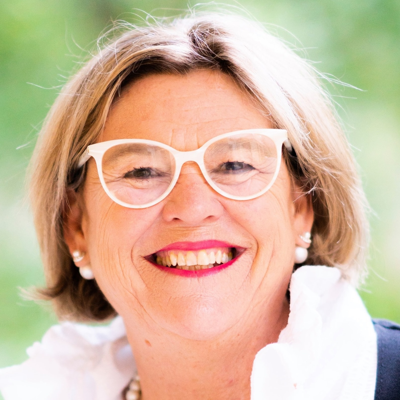 Leonie Feast-Jones — Energy Healer
